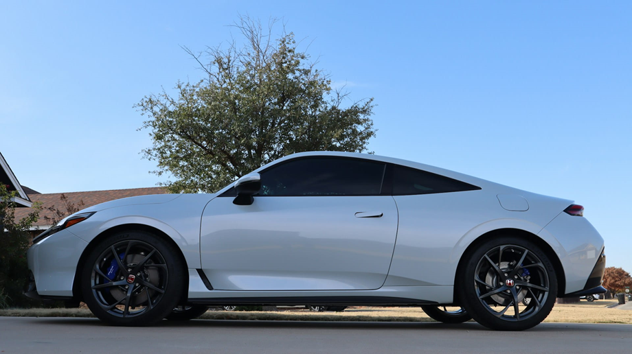 Dobra folia na szybach daje prywatność bez utraty bezpieczeństwa