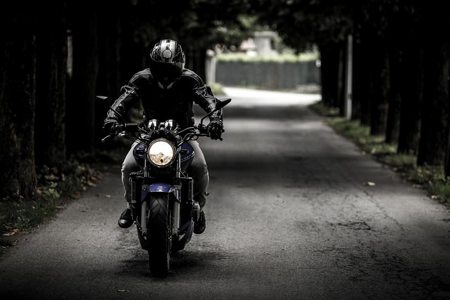 Do prowadzenia motocykla niezbędne jest prawo jazdy kategorii A