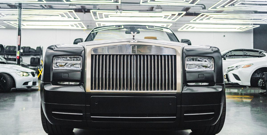 Rolls Royce Phantom to jeden z najdroższych samochodów na świecie
