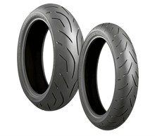 Bridgestone BATTLAX S20 130/70R16 61 W TL F