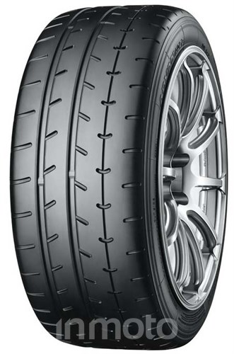 Yokohama Advan A052 315/30R18 98 Y